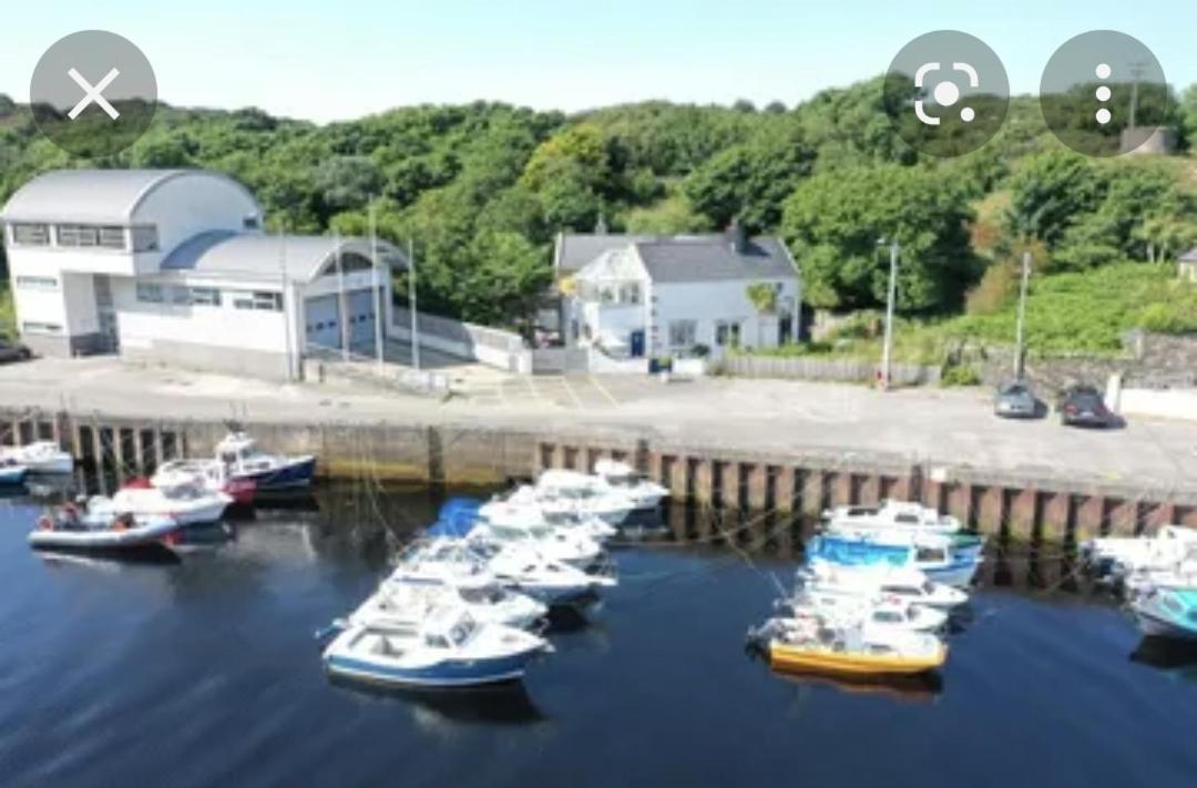 Ostan Gweedore Deluxe Apartments 布恩贝格 外观 照片